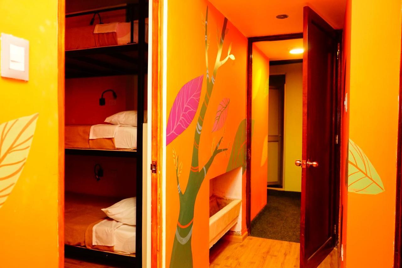 Happy Tree Hostel Peru Lima Buitenkant foto