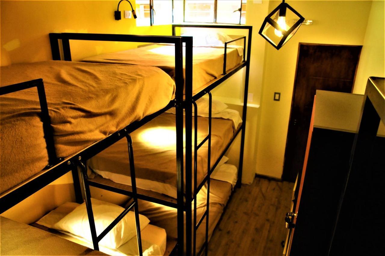 Happy Tree Hostel Peru Lima Buitenkant foto